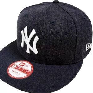 New Era New York Yankees Tonal Team Heather Snapback Cap S/M 9fifty Basecaps New
